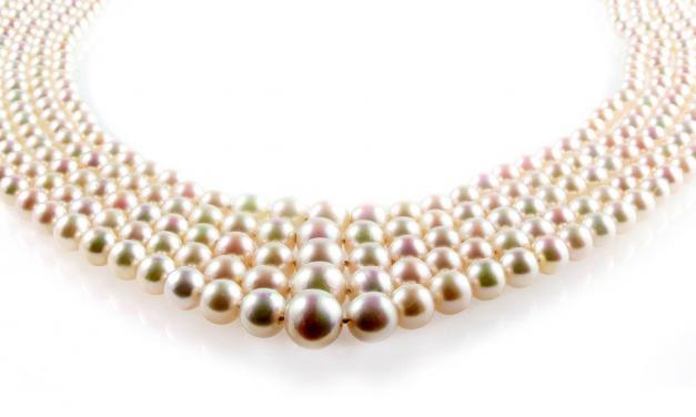 Aukce Antiquorum Monako 2018 Magnificent Jewels perlový náhrdelník