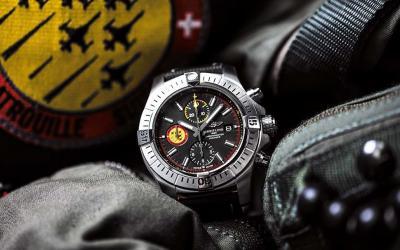 Hodinky Breitling Avenger